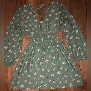 Jolie & Joy cut out side floral dress sz Small